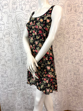 Charger l&#39;image dans la galerie, Robe en voile à fleurs Sonia Rykiel taille 36
