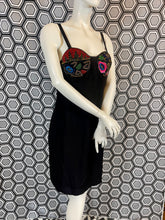 Charger l&#39;image dans la galerie, Exceptionnelle robe à perles Louis Feraud taille 42
