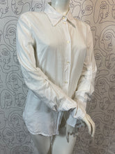 Charger l&#39;image dans la galerie, Chemisier Ann Demeulemeester taille 36
