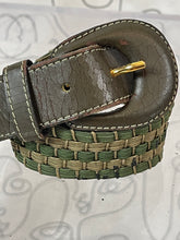 Charger l&#39;image dans la galerie, Ceinture Yves Saint Laurent rive gauche
