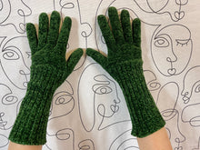 Charger l&#39;image dans la galerie, Paire de gants Yves Saint Laurent rive gauche
