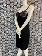 Charger l&#39;image dans la galerie, Exceptionnelle robe à perles Louis Feraud taille 42

