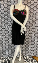 Charger l&#39;image dans la galerie, Exceptionnelle robe à perles Louis Feraud taille 42
