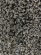 Charger l'image dans la galerie, Superbe robe en perles taille 36 tenue d’opéra
