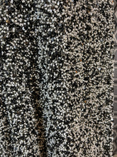Charger l'image dans la galerie, Superbe robe en perles taille 36 tenue d’opéra
