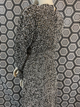 Charger l'image dans la galerie, Superbe robe en perles taille 36 tenue d’opéra
