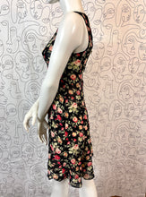 Charger l&#39;image dans la galerie, Robe en voile à fleurs Sonia Rykiel taille 36
