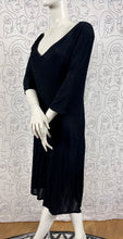 Charger l&#39;image dans la galerie, Robe fluide Valentino taille 44
