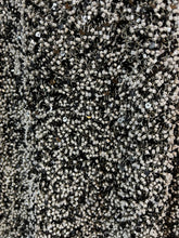 Charger l'image dans la galerie, Superbe robe en perles taille 36 tenue d’opéra
