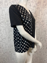 Charger l&#39;image dans la galerie, Haut à pois Paul Smith taille 40
