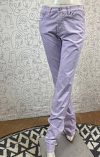 Charger l&#39;image dans la galerie, Pantalon mauve Versace taille 38
