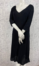 Charger l&#39;image dans la galerie, Robe fluide Valentino taille 44
