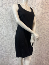 Charger l'image dans la galerie, Robe noire Christian Dior taille 36
