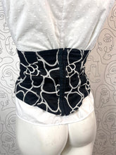 Charger l&#39;image dans la galerie, Fabuleux corset Anne Fontaine taille 40
