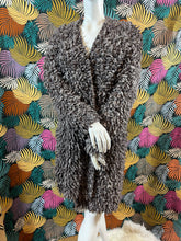 Charger l&#39;image dans la galerie, Manteau maille bouclettes Vanessa Bruno taille 36
