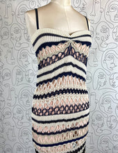 Charger l&#39;image dans la galerie, Exceptionnelle et iconique robe Jean Paul Gaultier taille 36
