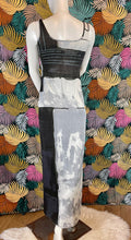 Charger l'image dans la galerie, Robe longue Gianfranco Ferre taille 40
