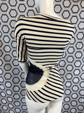 Charger l&#39;image dans la galerie, Ensemble haut et boléro Jean-Paul Gaultier taille 36
