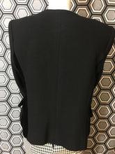 Charger l'image dans la galerie, Superbe veste Christian Lacroix taille 42

