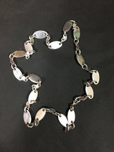 Charger l&#39;image dans la galerie, Collier en argent
