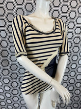 Charger l&#39;image dans la galerie, Ensemble haut et boléro Jean-Paul Gaultier taille 36
