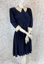 Charger l'image dans la galerie, Robe vintage Guy Laroche diffusion taille 40
