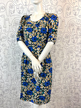 Charger l'image dans la galerie, Superbe robe Yves Saint Laurent taille 42
