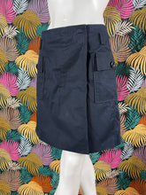 Charger l&#39;image dans la galerie, Jupe Hugo Boss taille 40
