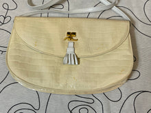 Charger l'image dans la galerie, Sac Courrèges vintage
