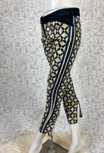 Charger l&#39;image dans la galerie, Pantalon Balenciaga taille 36
