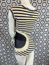 Charger l&#39;image dans la galerie, Ensemble haut et boléro Jean-Paul Gaultier taille 36

