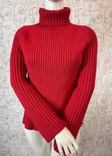 Charger l&#39;image dans la galerie, Pull Yves Saint Laurent taille 44
