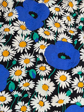 Charger l'image dans la galerie, Superbe robe Yves Saint Laurent taille 42
