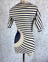 Charger l&#39;image dans la galerie, Ensemble haut et boléro Jean-Paul Gaultier taille 36
