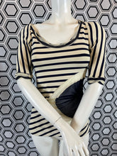 Charger l&#39;image dans la galerie, Ensemble haut et boléro Jean-Paul Gaultier taille 36
