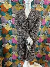 Charger l&#39;image dans la galerie, Manteau maille bouclettes Vanessa Bruno taille 36
