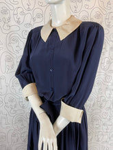 Charger l'image dans la galerie, Robe vintage Guy Laroche diffusion taille 40

