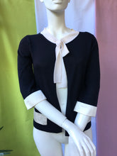 Charger l&#39;image dans la galerie, Cardigan Prada taille 36
