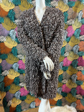 Charger l&#39;image dans la galerie, Manteau maille bouclettes Vanessa Bruno taille 36
