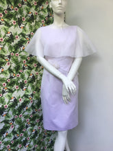 Charger l'image dans la galerie, Robe Paule Ka et son étole taille 36 neuves
