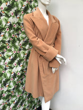 Charger l&#39;image dans la galerie, Manteau Jean-Paul Gaultier angora taille 38
