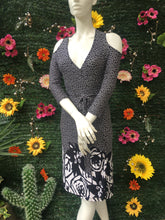 Charger l&#39;image dans la galerie, Robe cache-cœur Anne Fontaine taille 36
