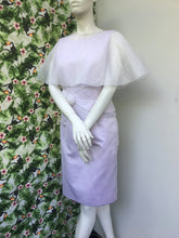 Charger l'image dans la galerie, Robe Paule Ka et son étole taille 36 neuves
